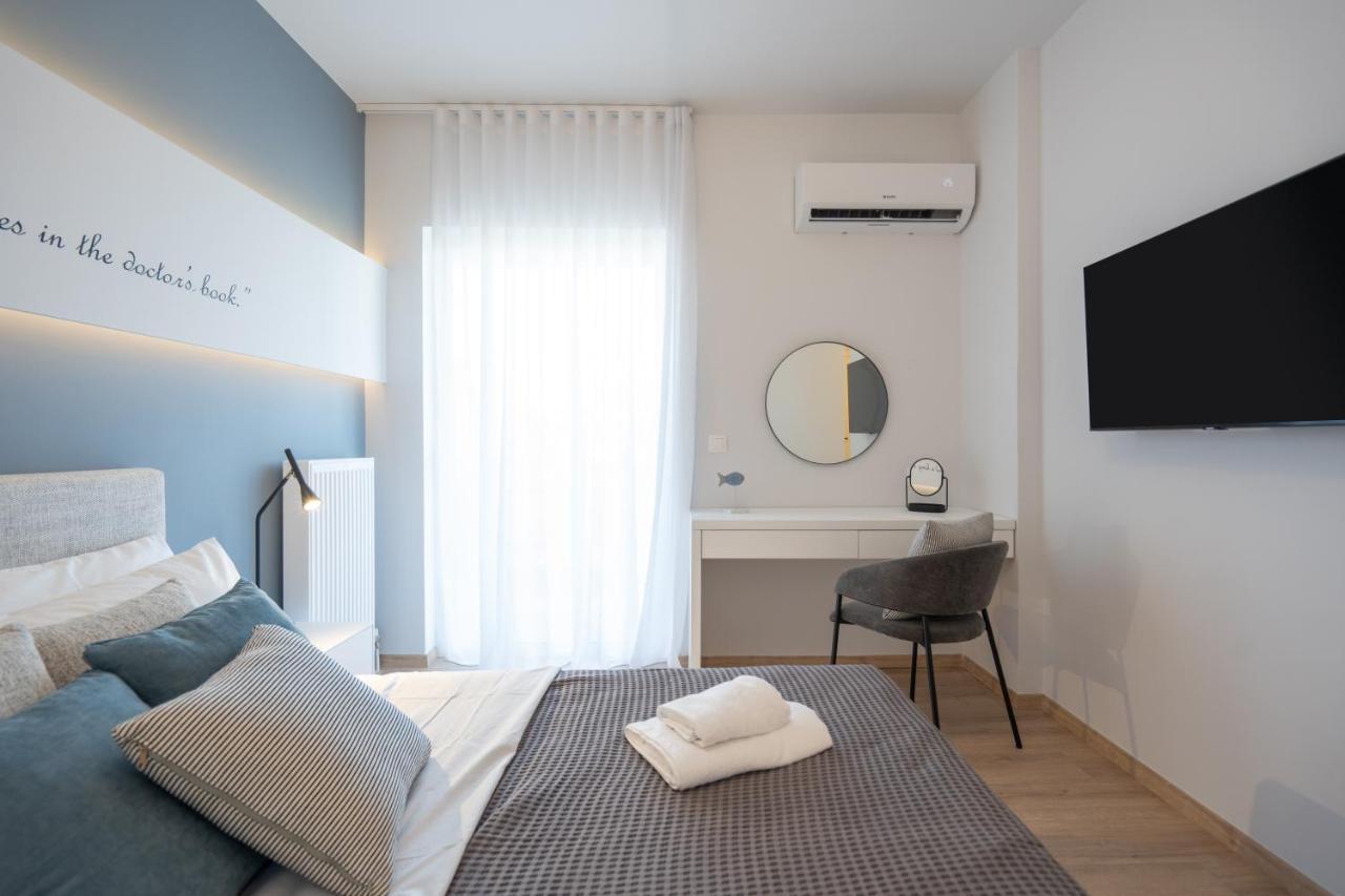 Luxury 4 Bedrooms Apartment Near Flisvos Marina بيرايوس المظهر الخارجي الصورة