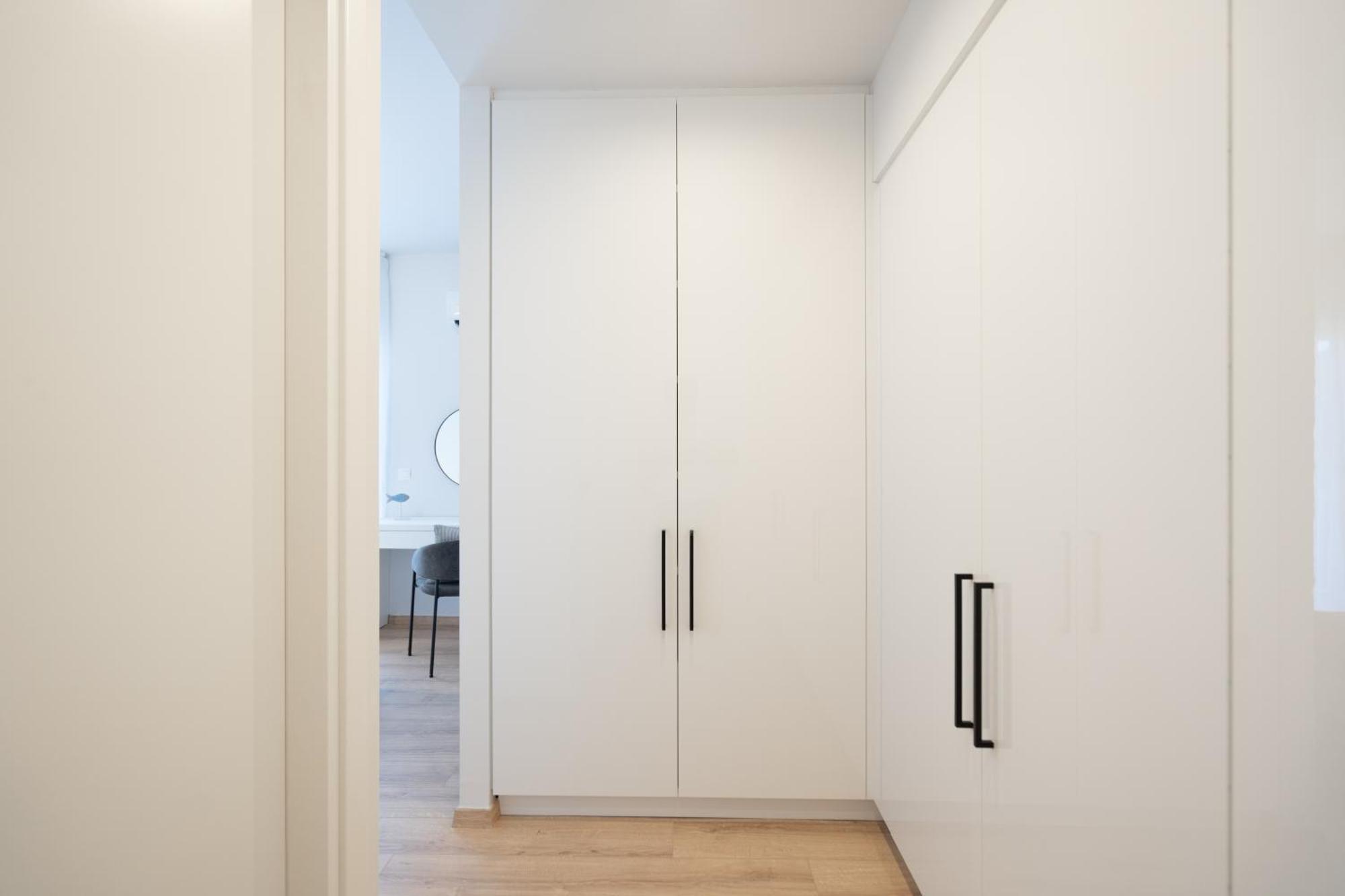 Luxury 4 Bedrooms Apartment Near Flisvos Marina بيرايوس المظهر الخارجي الصورة
